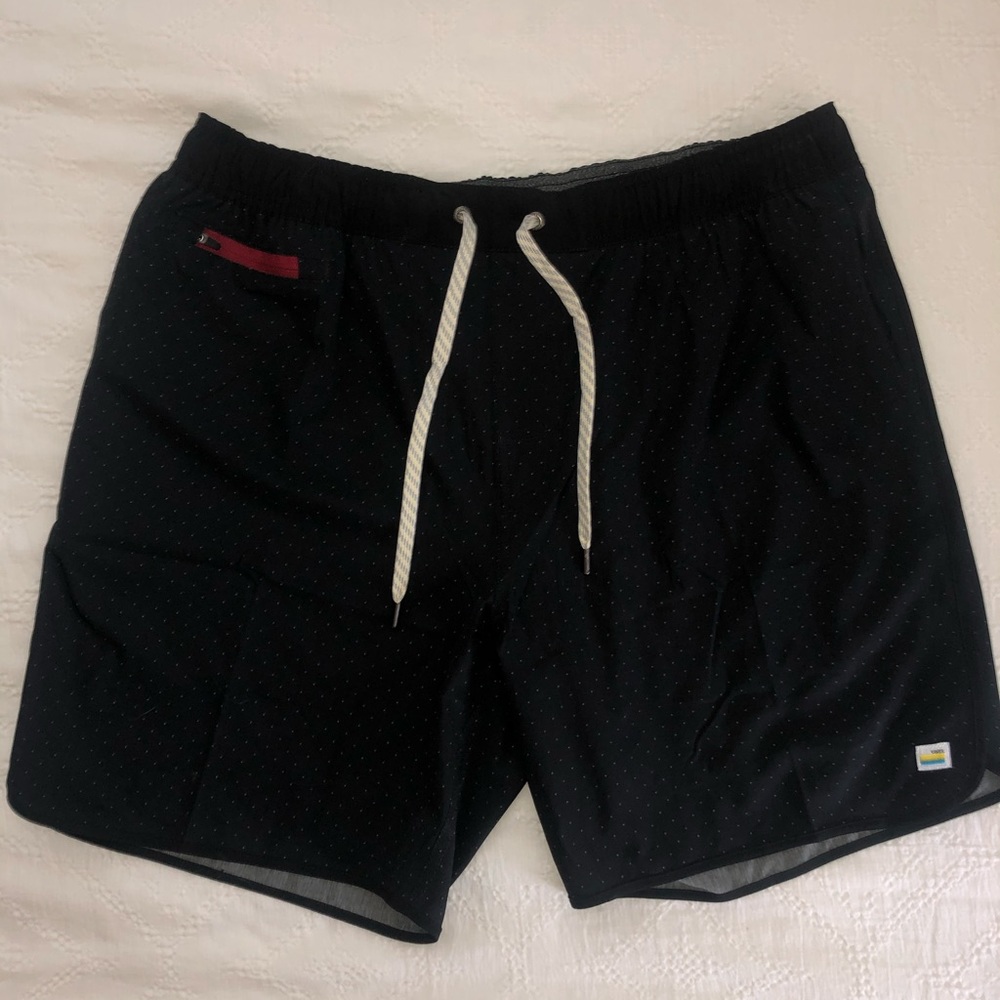 Vuori Banks Men’s athletic shorts.